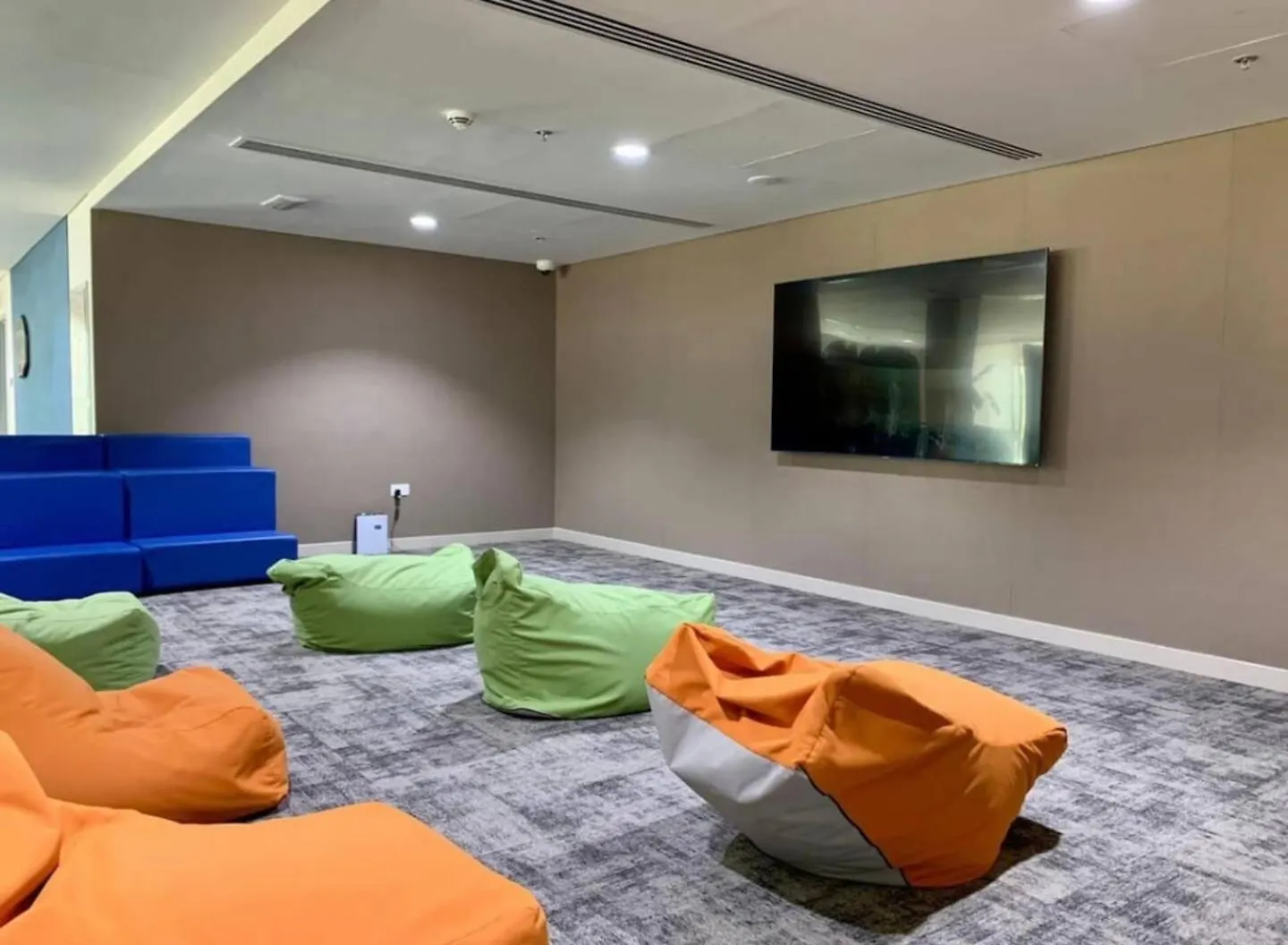 Glamorous 2Bd Apt Yas Island 阿布扎比